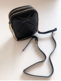 Prešívaná crossbody kabelka čierna David Jones K 4